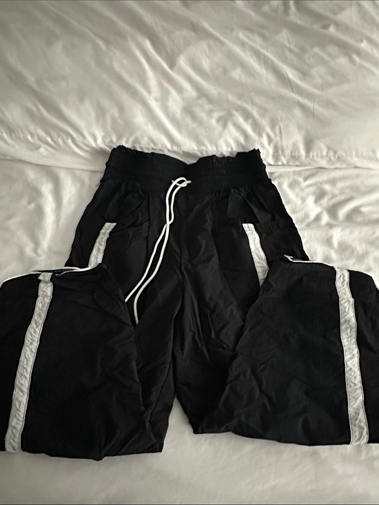FP Movement by Free People Pants - Free People Black Jogger Pants with White Stripe size Medium